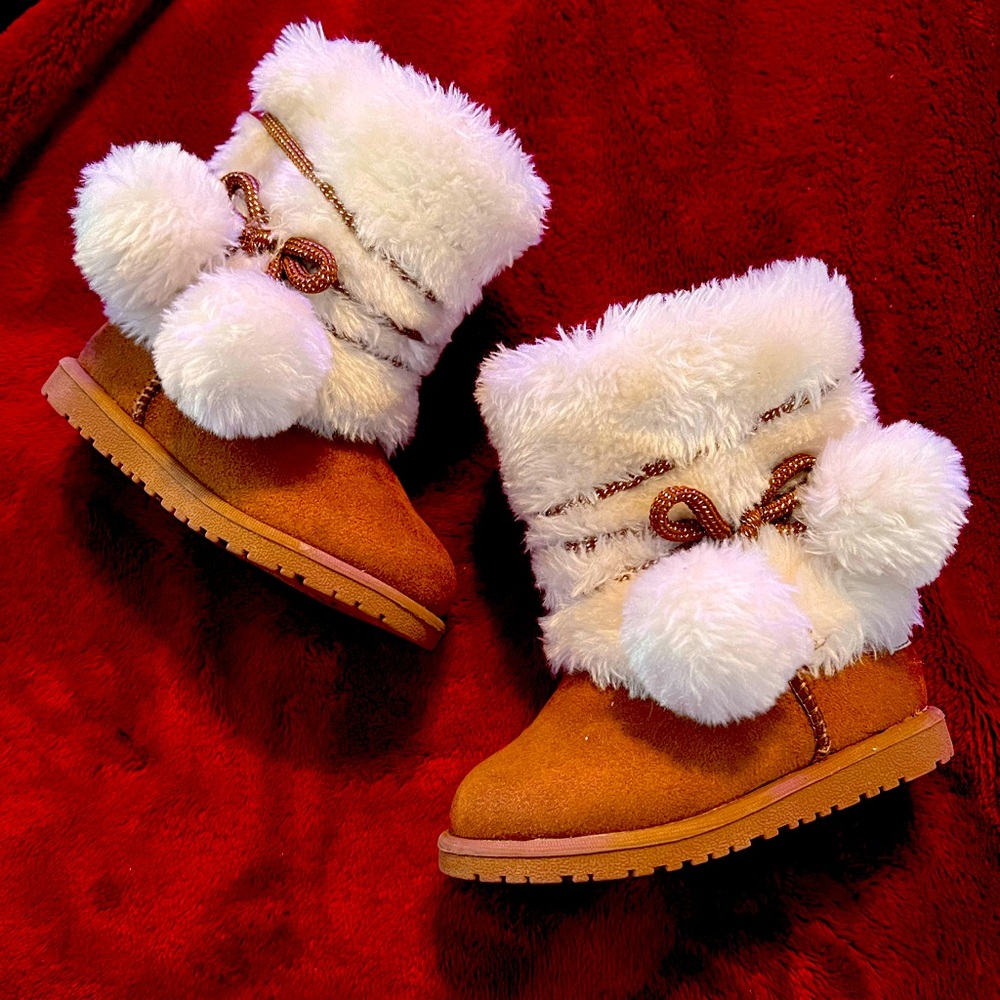 Winter Furry Boots Toddler Size 6c